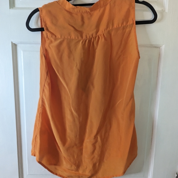 Banana Republic Size 6 Silk Blouse - Picture 8 of 9